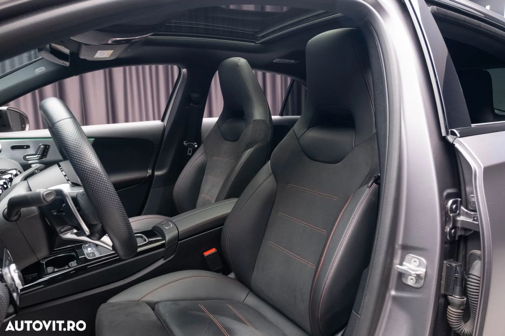 Mercedes-Benz A 35 AMG Sedan 4Matic MHEV 8G-DCT - 28