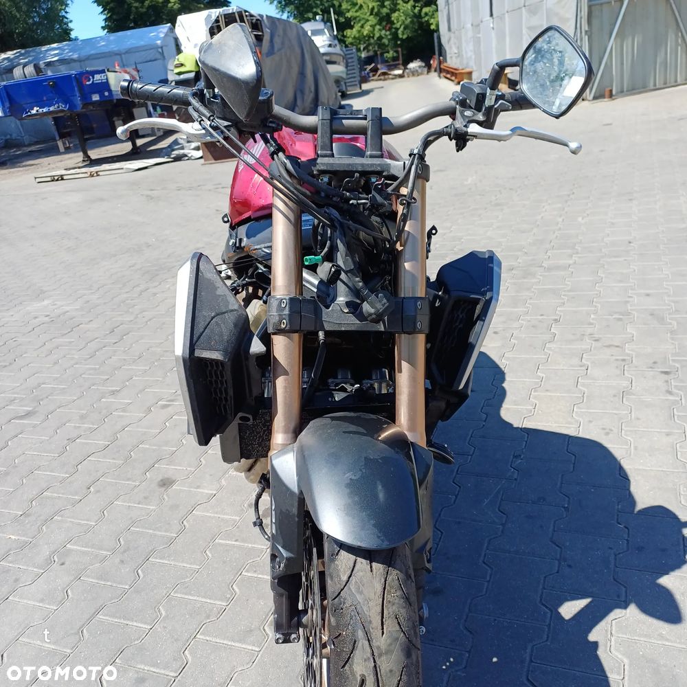 Honda CB - 9