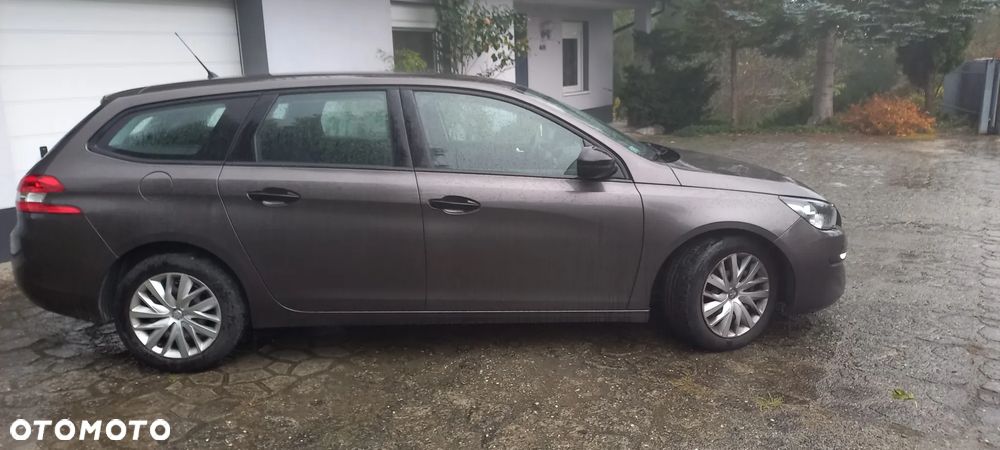 Peugeot 308 - 4