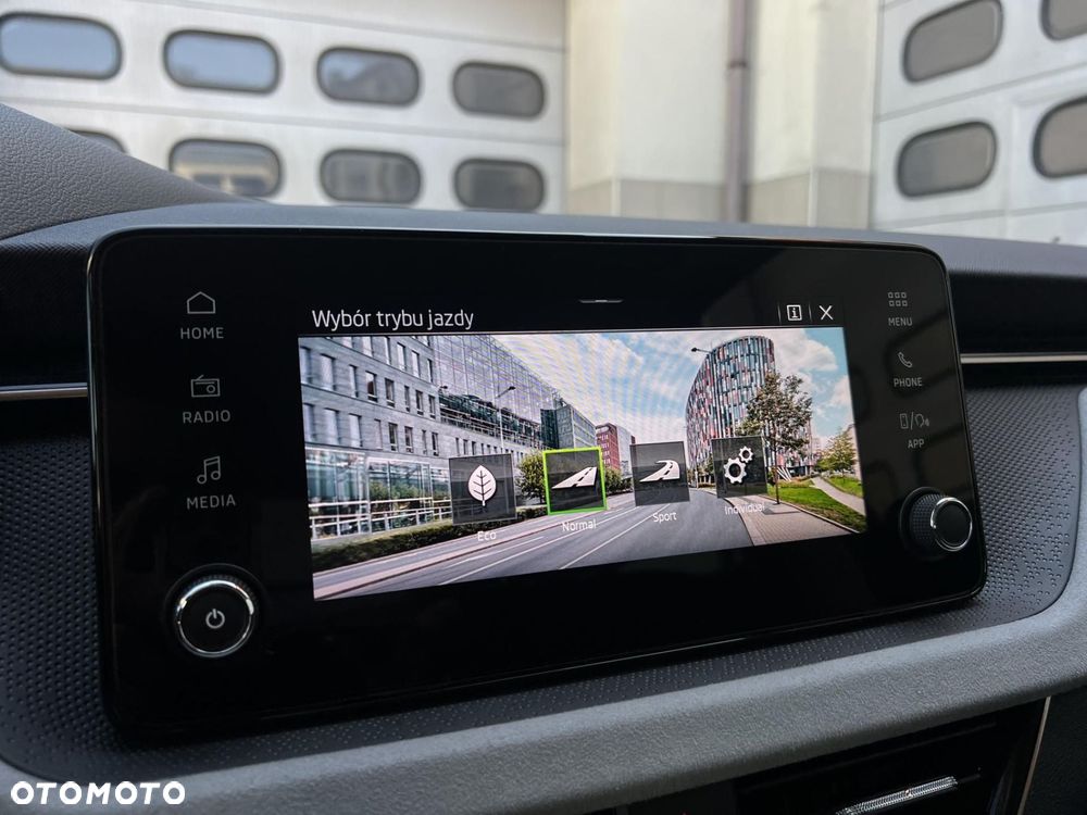 Skoda Kamiq 1.5 TSI Selection - 11