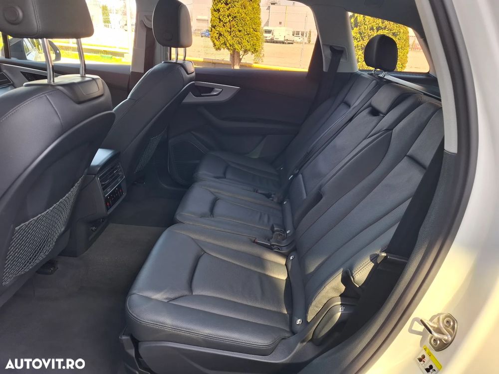 Audi Q7 3.0 45 TDI quattro Tiptronic MHEV S Line - 11
