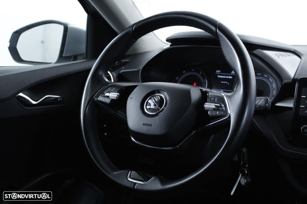 Skoda Fabia 1.0 MPI Selection - 16