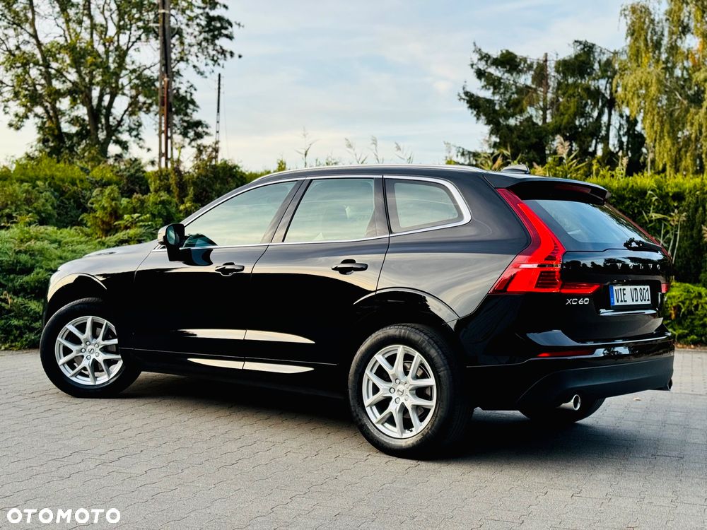 Volvo XC 60 D3 Momentum Pro - 32