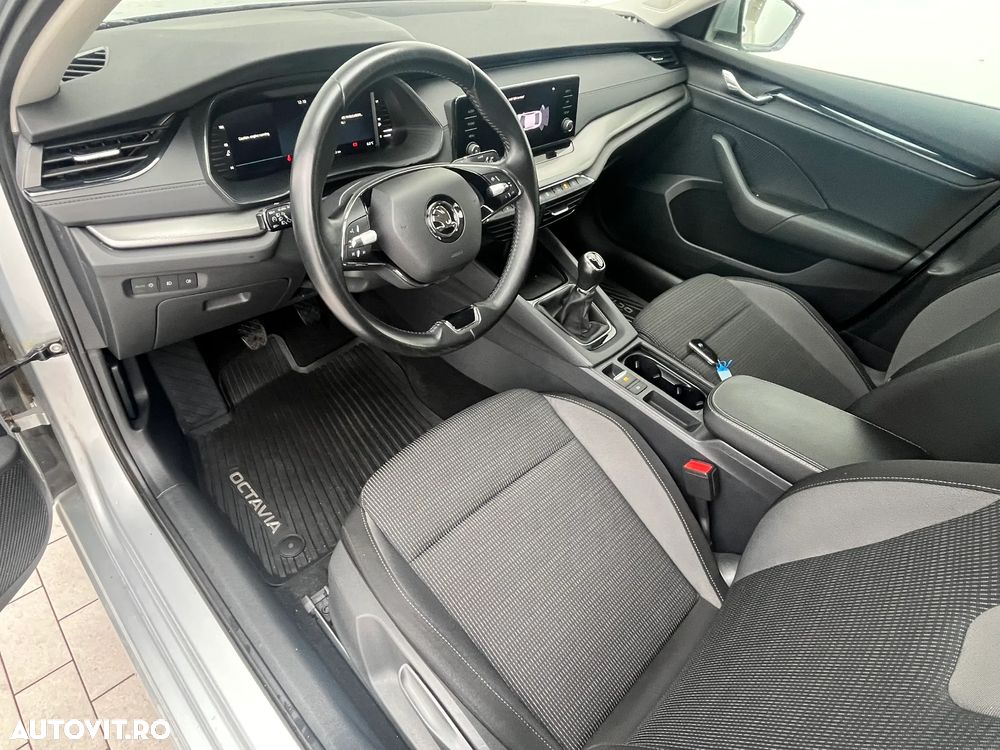 Skoda Octavia 2.0 TDI Ambition - 19