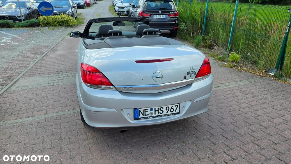 Opel Astra 1.8 Edition - 21