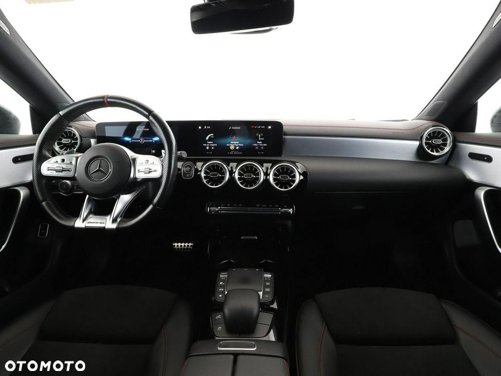 Mercedes-Benz CLA AMG 35 4-Matic 7G-DCT - 16