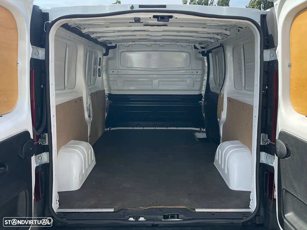 Renault Trafic 2.0 dCi Longa IVA Dedutível - 33
