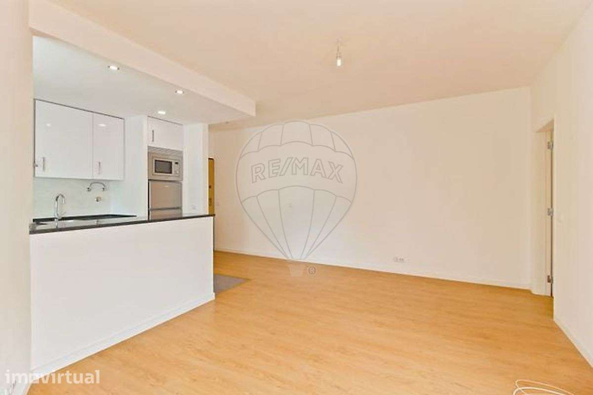 Apartamento T1 para arrendamento - Grande imagem: 2/19