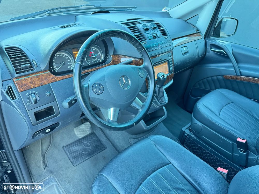 Mercedes-Benz Viano 2.2 CDI Ambiente Longo Auto. - 13