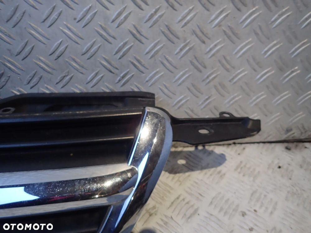 GRILL HONDA CRV II - 3