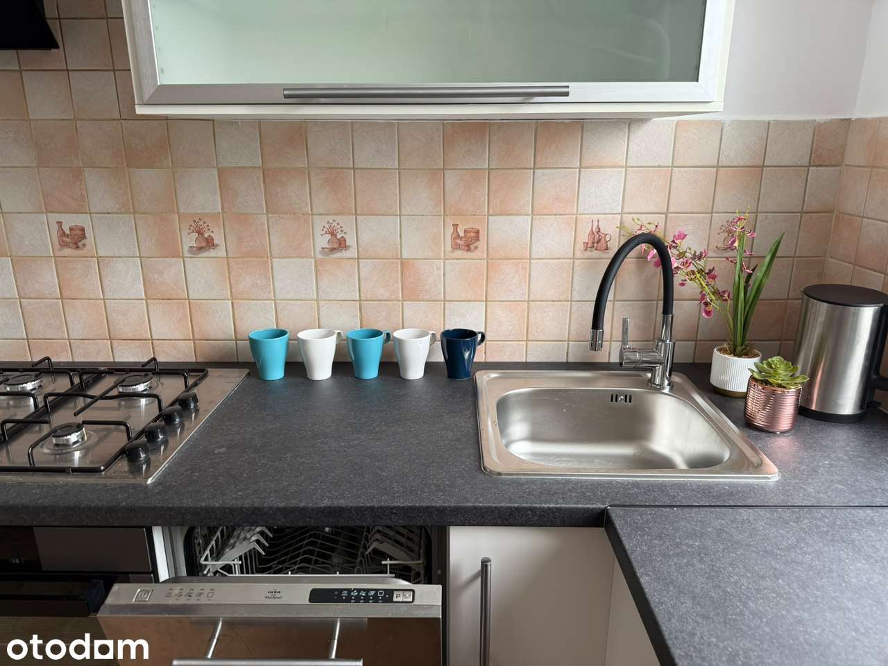 Mieszkanie 3 pokojowe, Warszawa (Gocław) ul. Komorska, Bezpośrednio