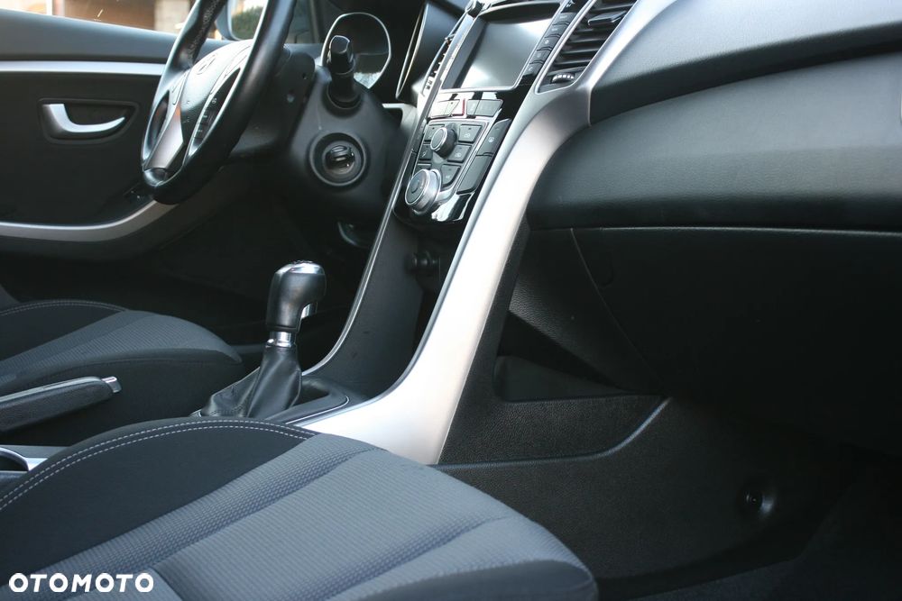 Hyundai i30 1.4 Style - 28