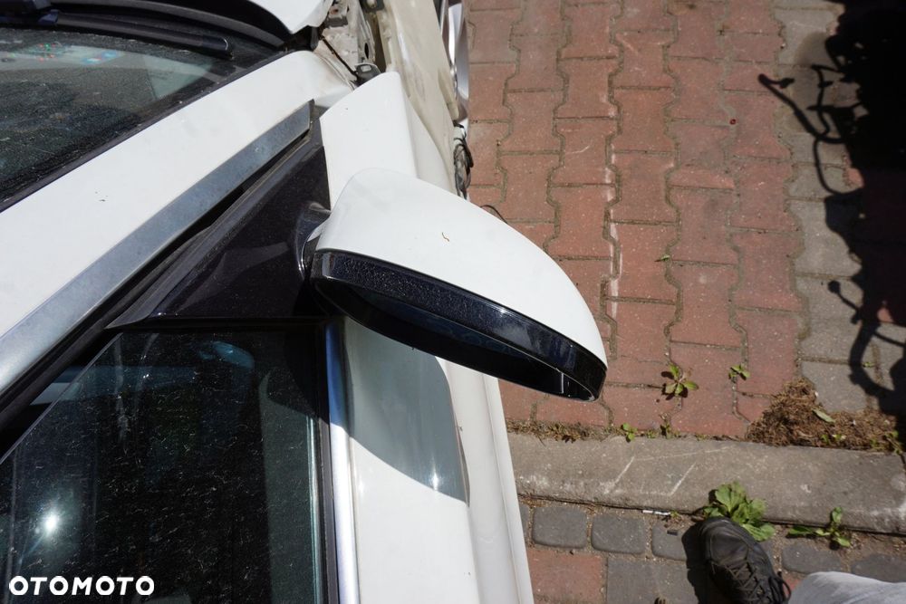 LUSTERKO ELEKTRYCZNE PRAWE 1 E81 LIFT 300 BIAŁY ALPINWEISS BMW 2007-2011 - 4