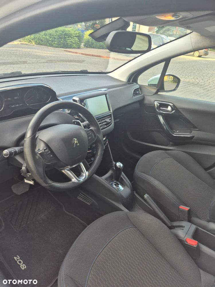 Peugeot 208 1.4 e-HDi Active STT - 9