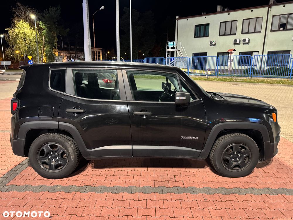Jeep Renegade 1.6 E-TorQ Sport FWD - 3