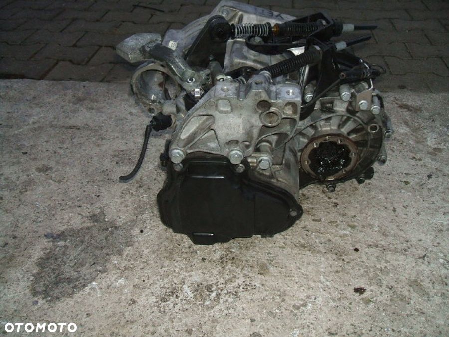 SKODA YETI 1.6TDI SEAT AUDI VOLKSWAGEN SKRZYNIA BIEGÓW LUB - 5