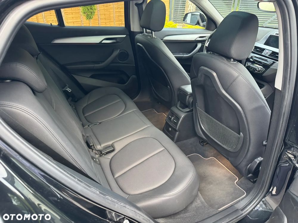 BMW X2 sDrive18d Business Edition sport - 21
