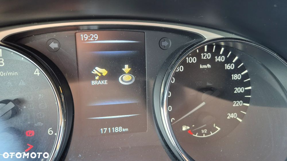 Nissan X-Trail 2.0 dCi Tekna 4WD Xtronic - 14