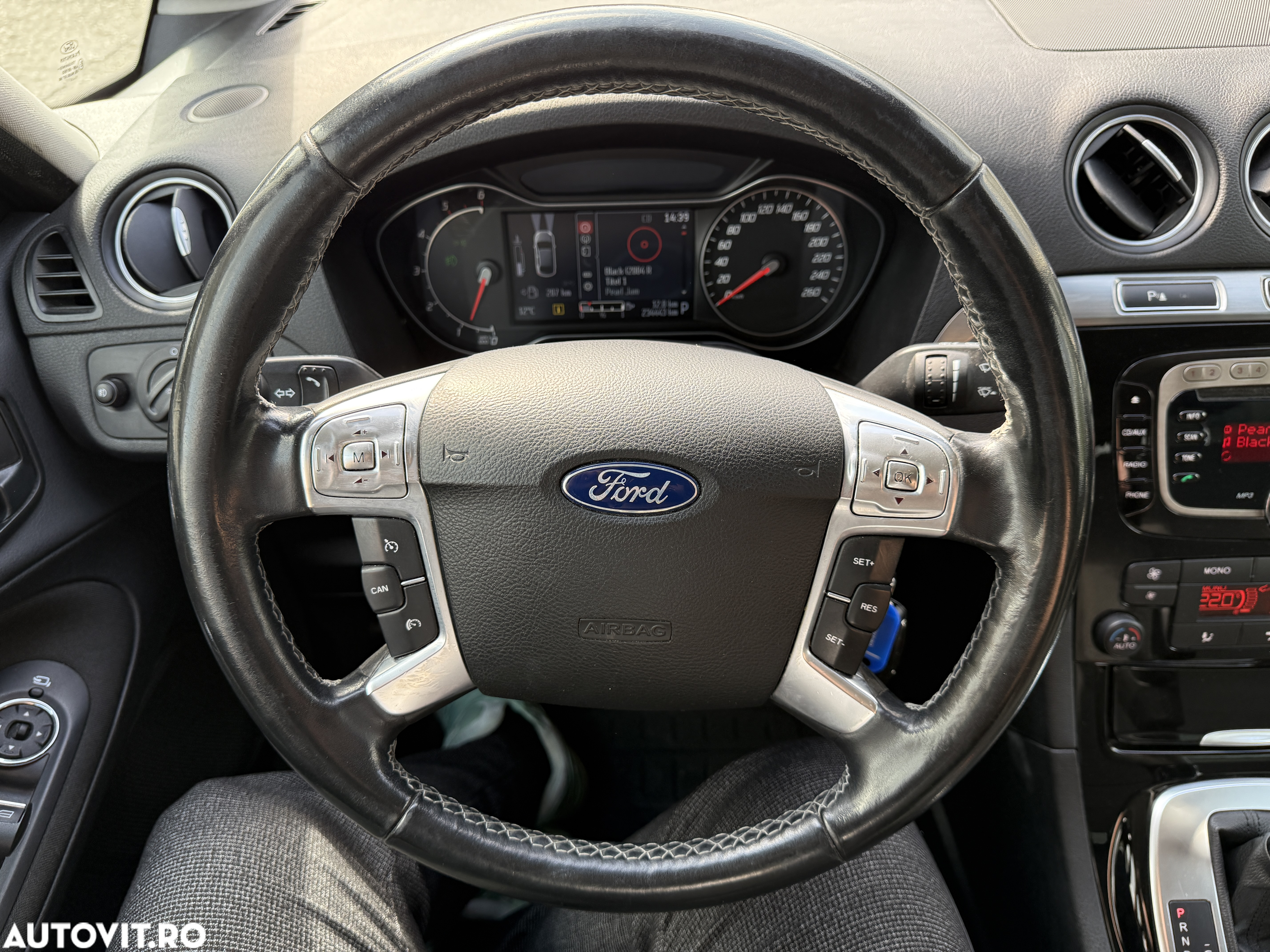 Ford Galaxy 2.0 TDCi Powershift Titanium - 23