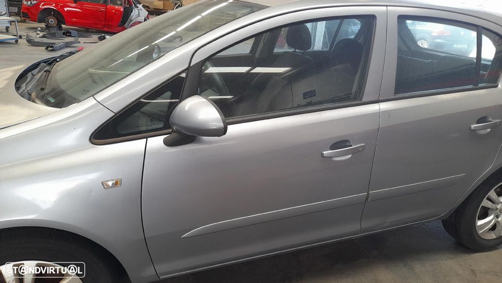 Porta frente esquerda OPEL Corsa D - 1