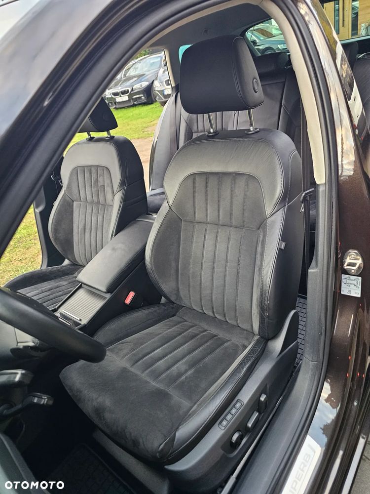 Skoda Superb 2.0 TDI DSG Premium Edition - 21
