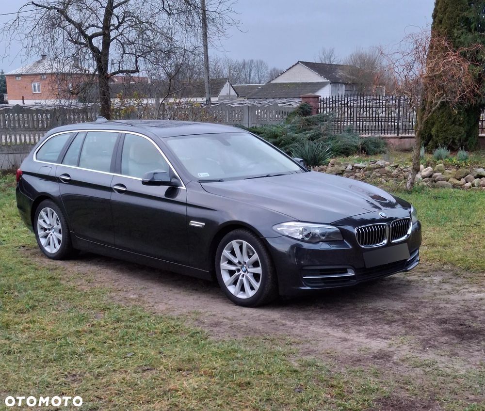 BMW Seria 5 520d xDrive Luxury Line - 2