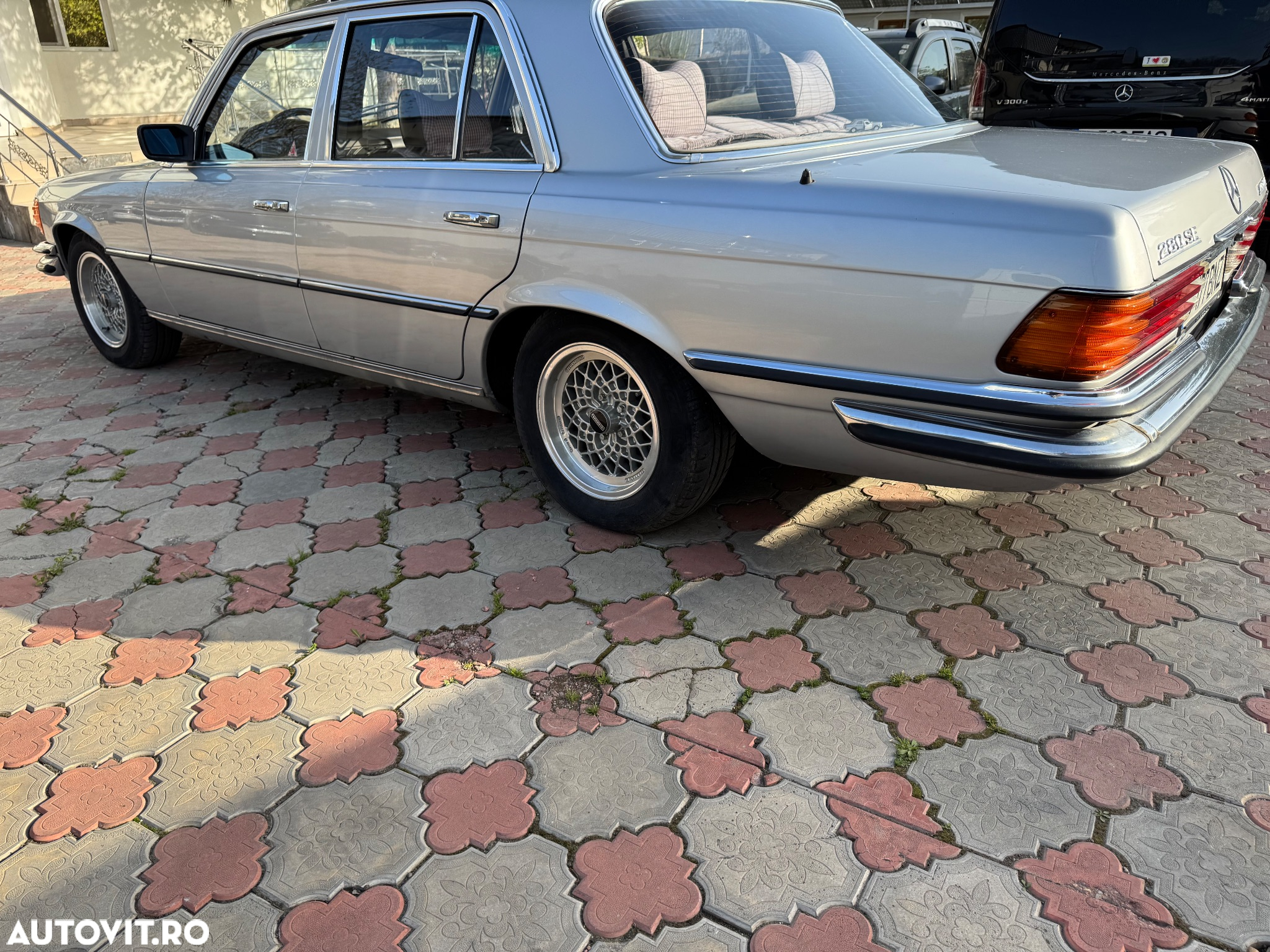 Mercedes-Benz W116 - 27