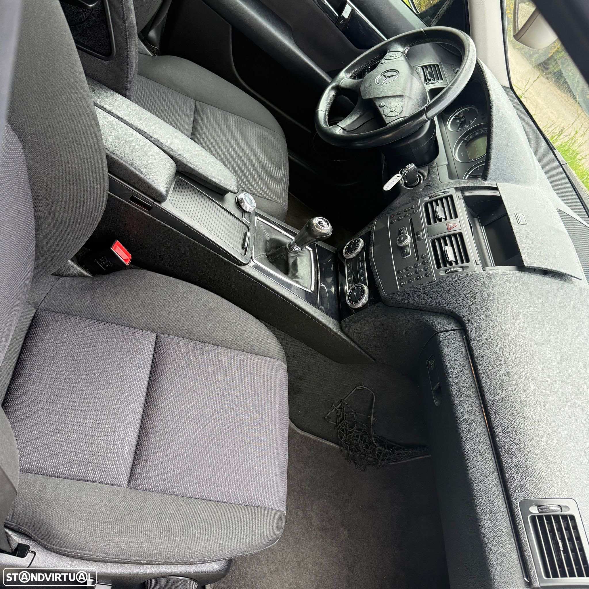 Mercedes-Benz C 220 CDi Avantgarde BlueEfficiency - 12