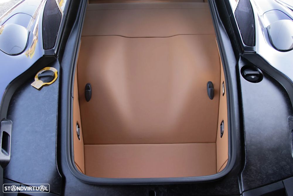 McLaren GT - 51