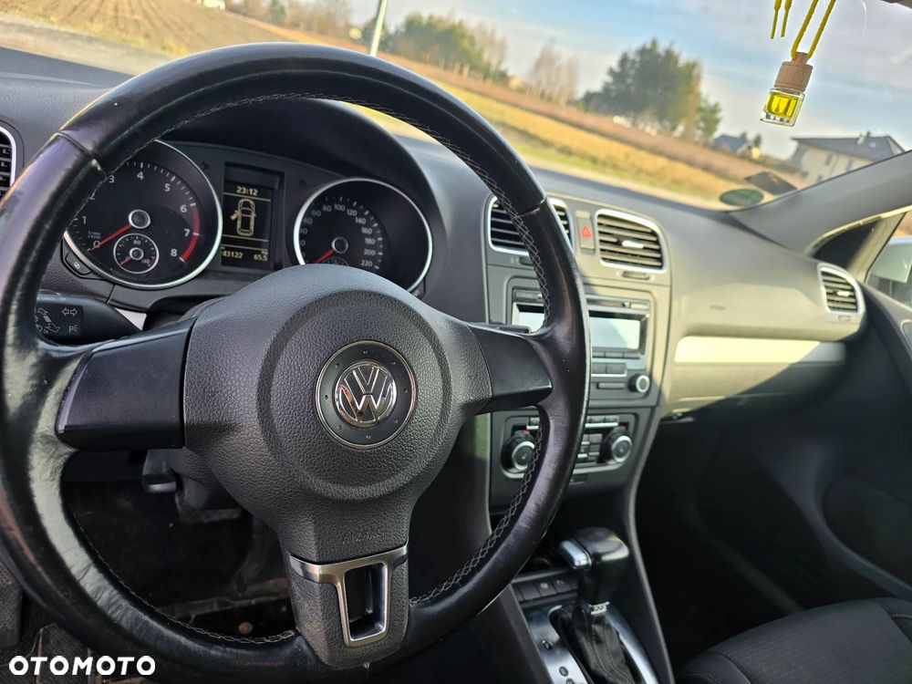 Volkswagen Golf 1.4 TSI DSG Team - 11