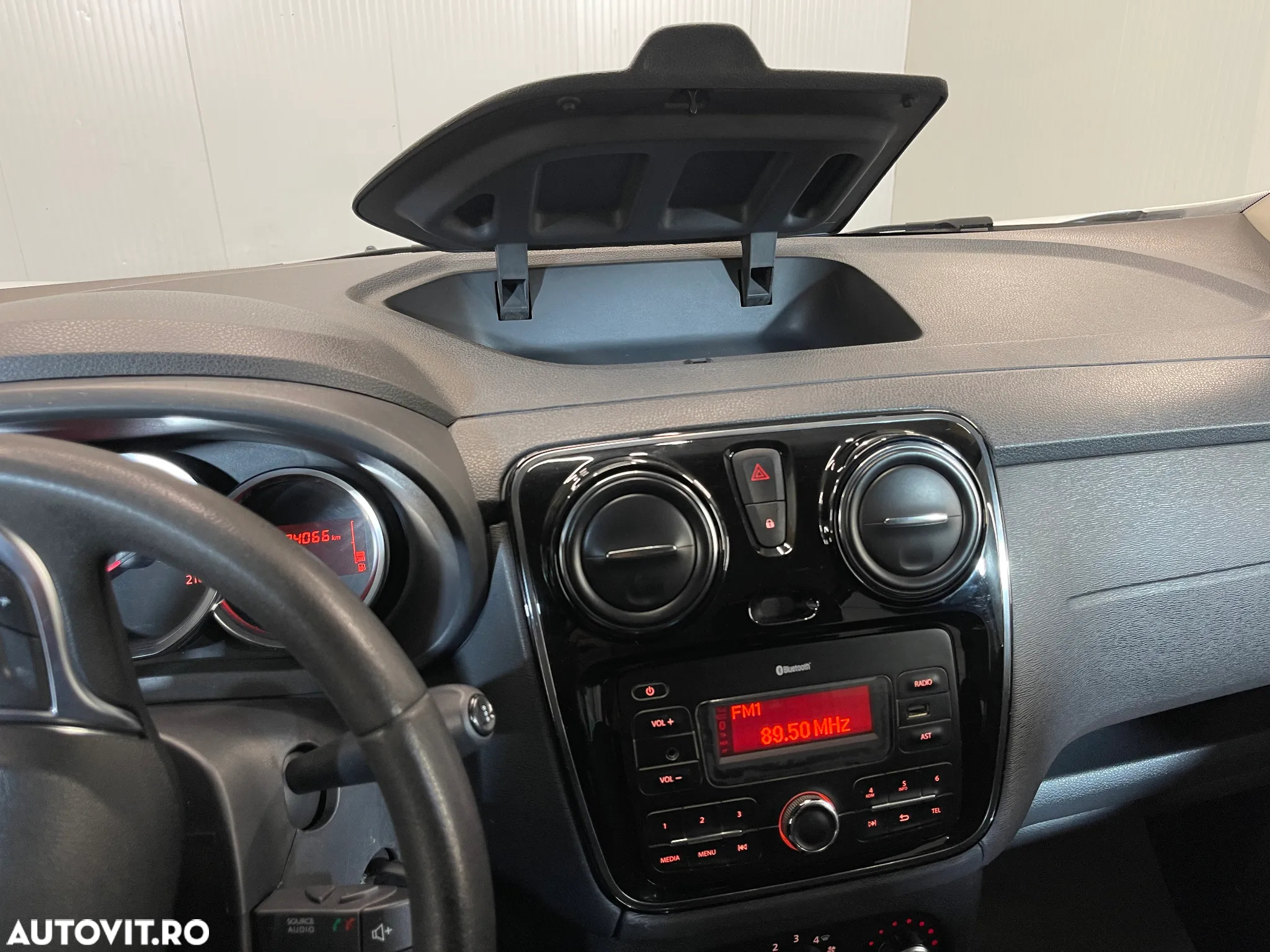 Dacia Lodgy 1.5 Blue dCi Laureate - 14