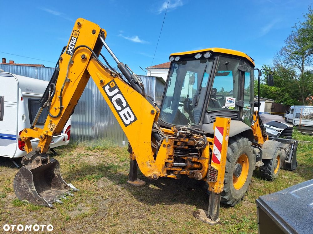 JCB 3Cx 4X4 - 5