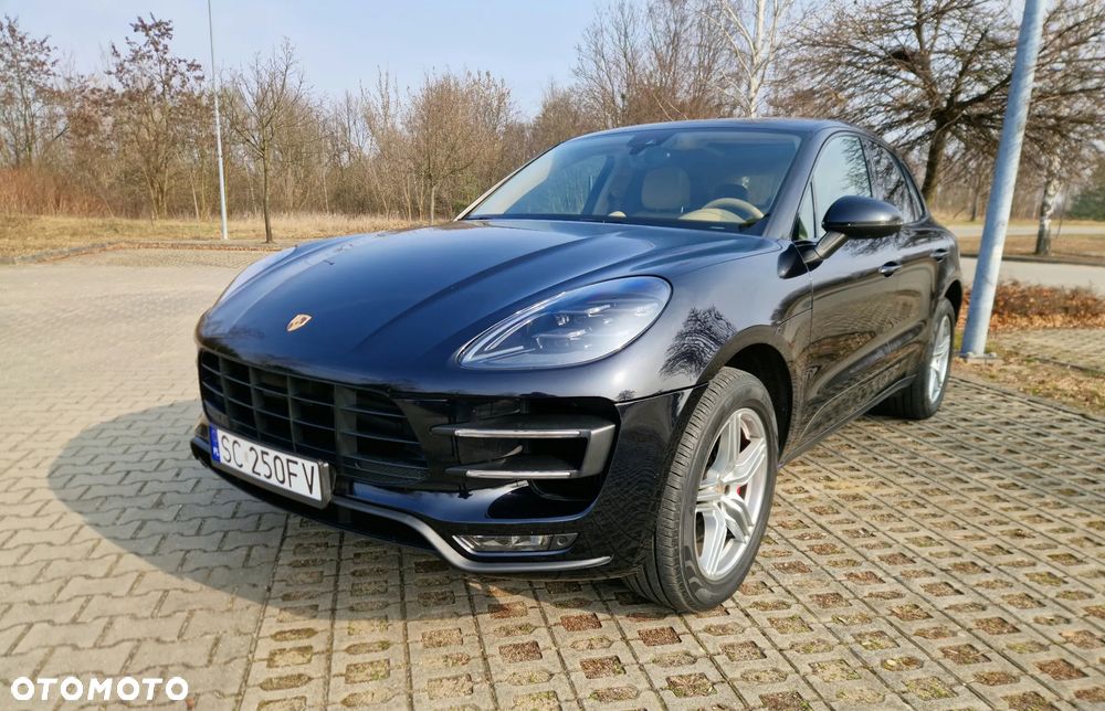 Porsche Macan - 18