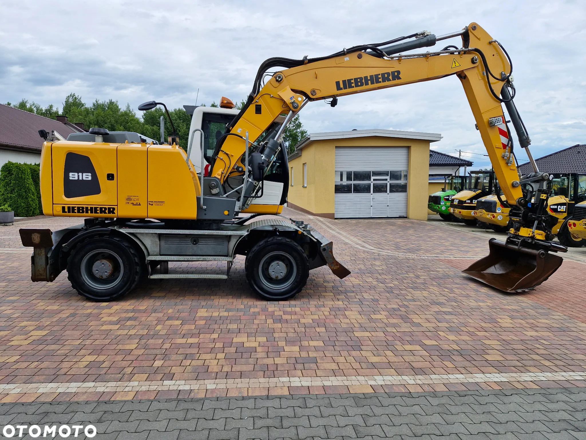 Liebherr A 916 - 7