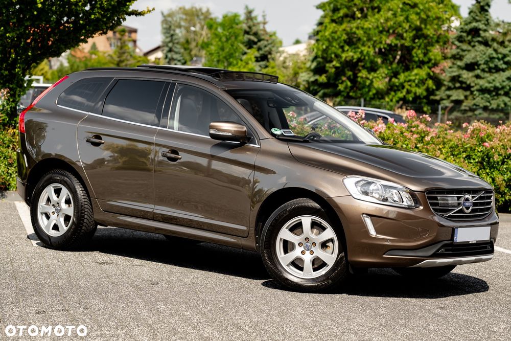 Volvo XC 60 D3 Drive-E Momentum - 3
