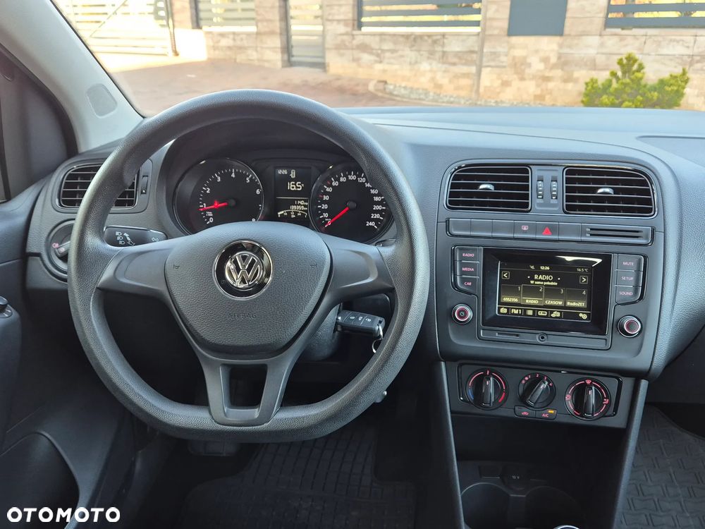Volkswagen Polo 1.0 BMT Trendline - 15
