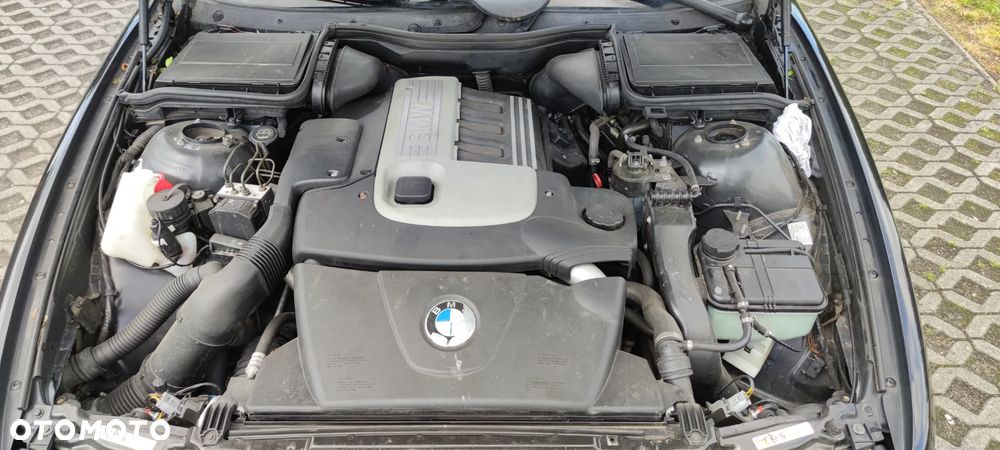 BMW Seria 5 520d - 2