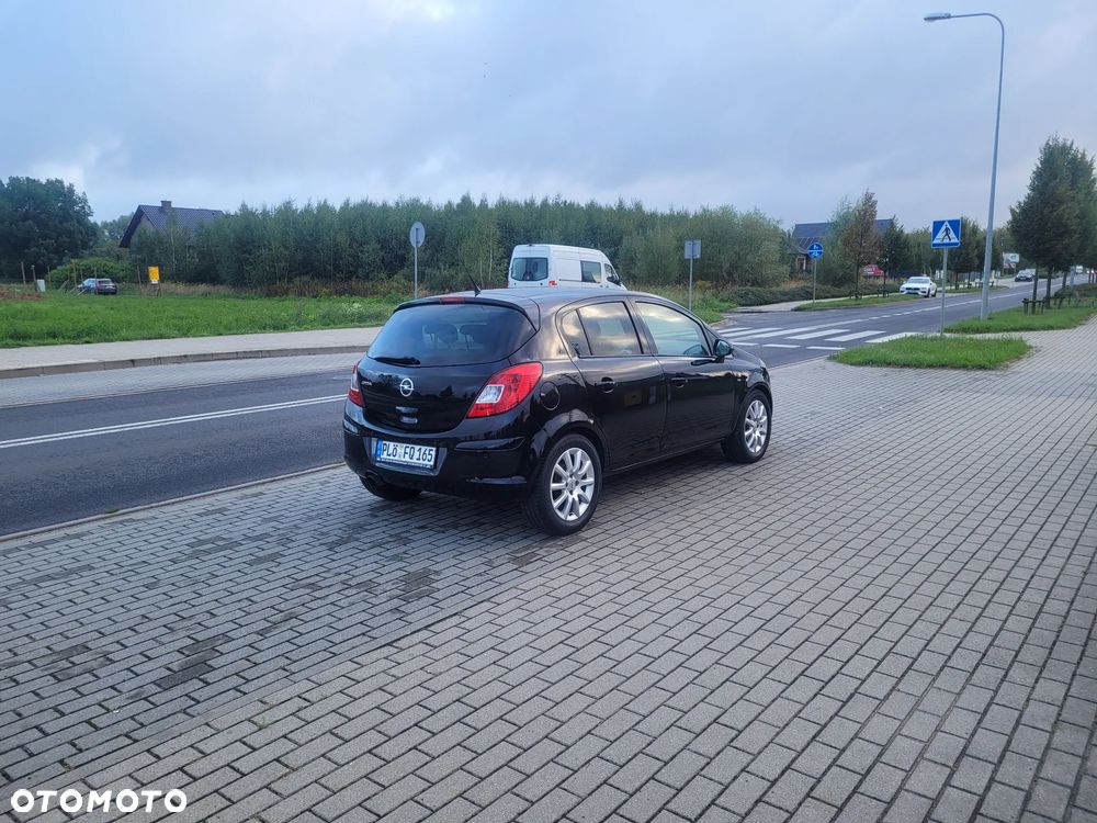 Opel Corsa 1.4 16V Satellite - 10