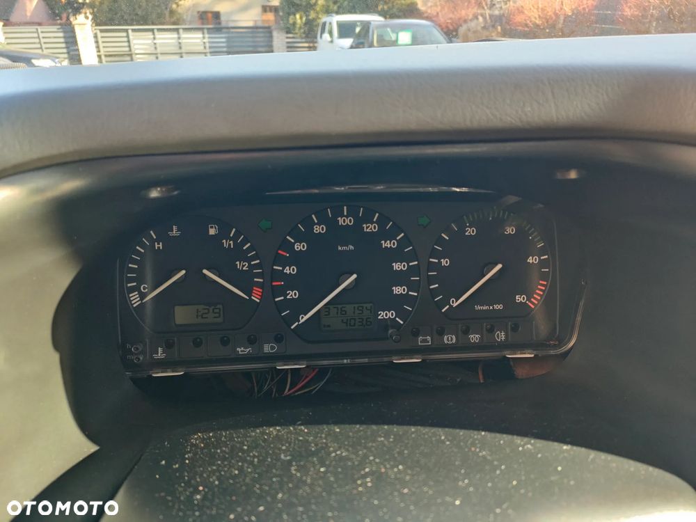 Volkswagen Multivan - 17