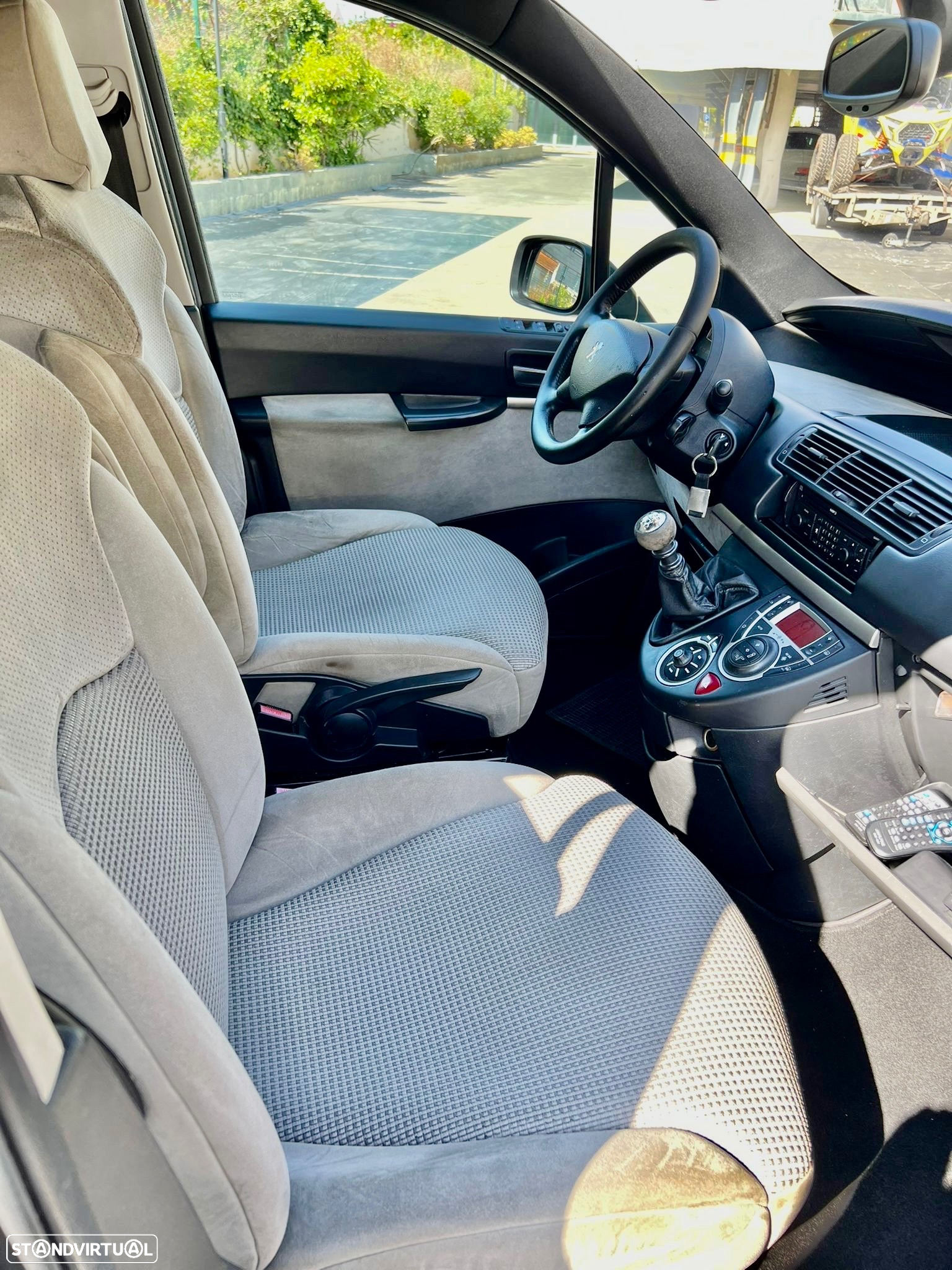Peugeot 807 2.0 HDi Navteq - 9