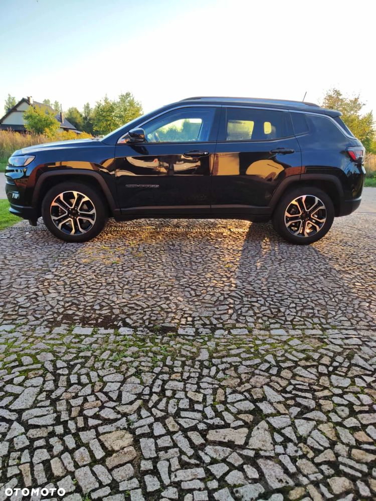 Jeep Compass - 4