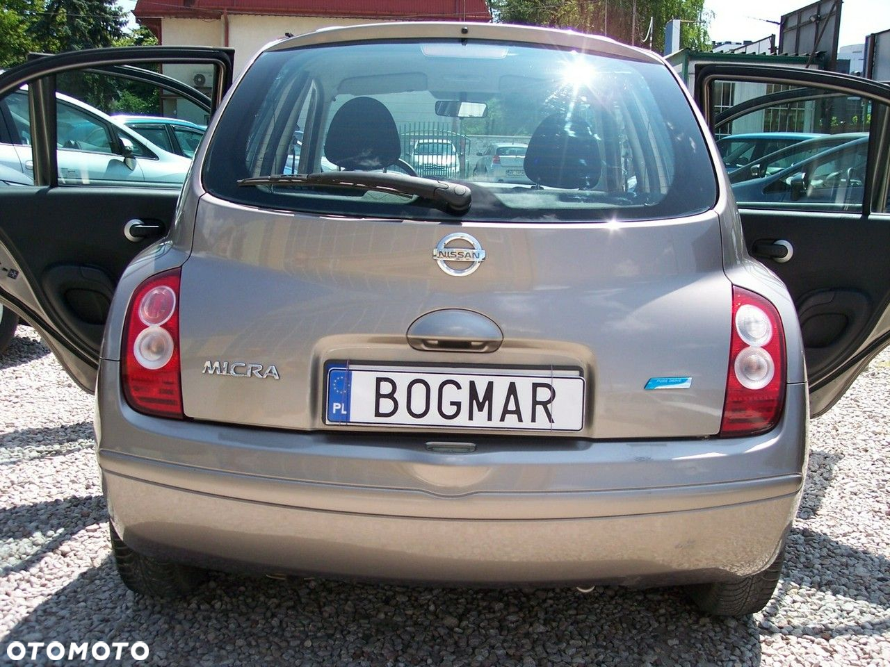 Nissan Micra - 8