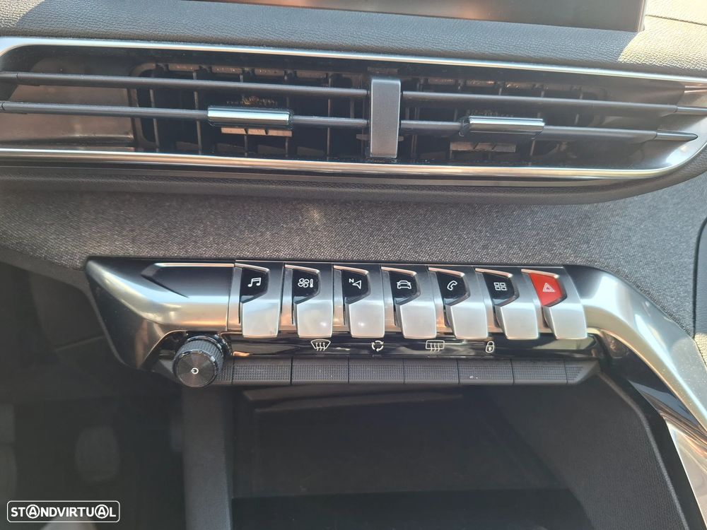 Peugeot 3008 PureTech 130 Stop & Start GPF Allure - 43