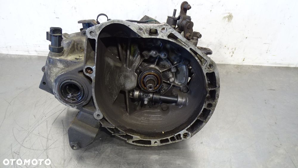 SKRZYNIA BIEGÓW M61671 KIA PICANTO 1.1 - 1