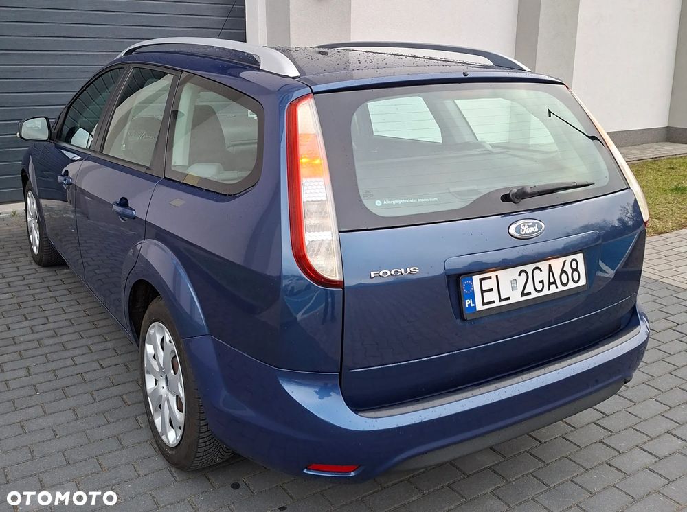 Ford Focus 1.6 16V Style+ - 14