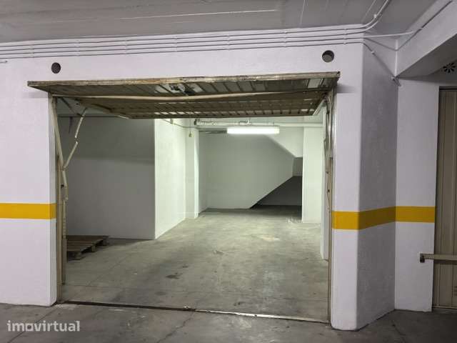 Apartamento, 117 m², Casal de Cambra - Grande imagem: 2/21