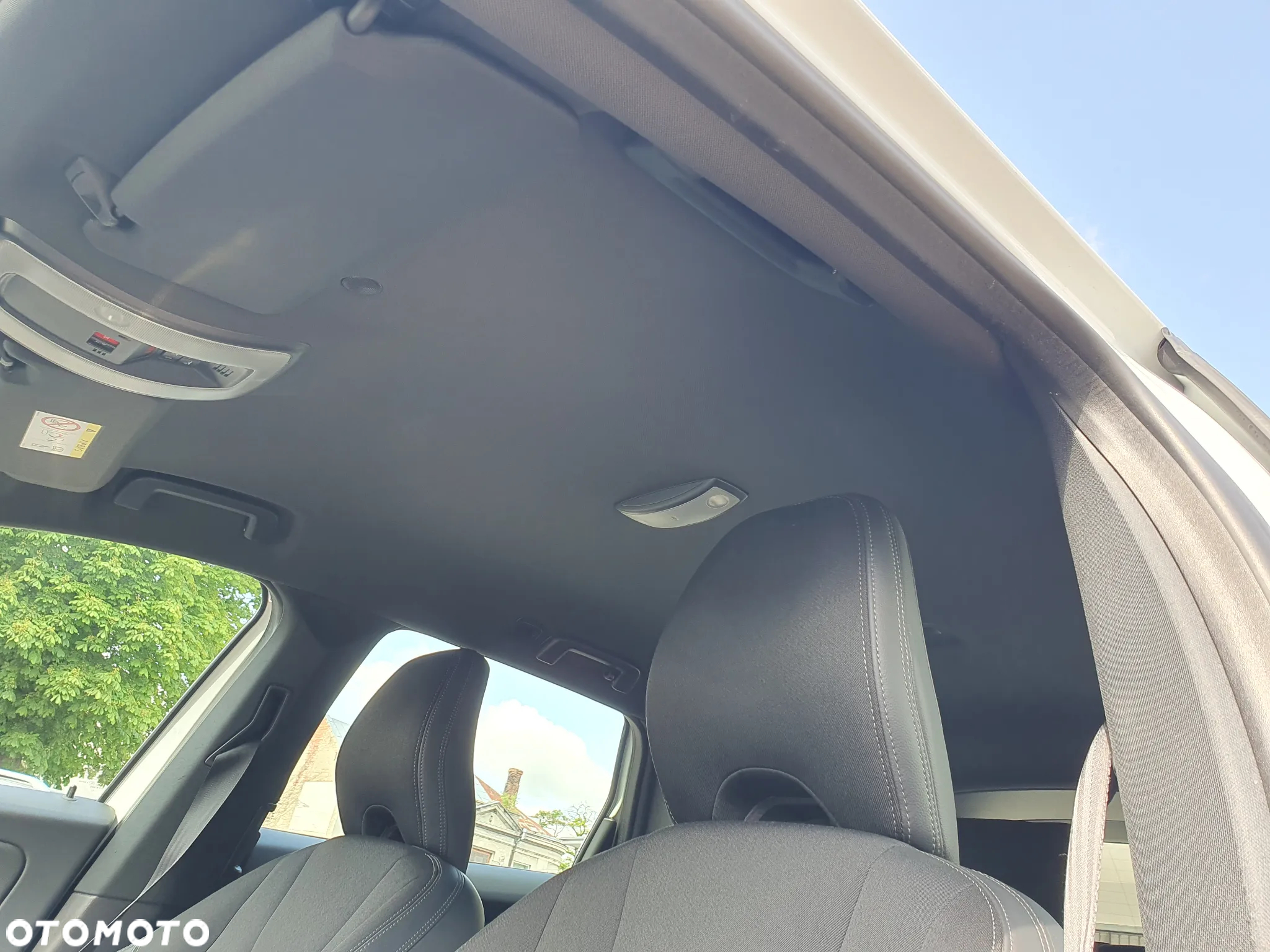 Volvo XC 60 D4 Momentum Pro - 16
