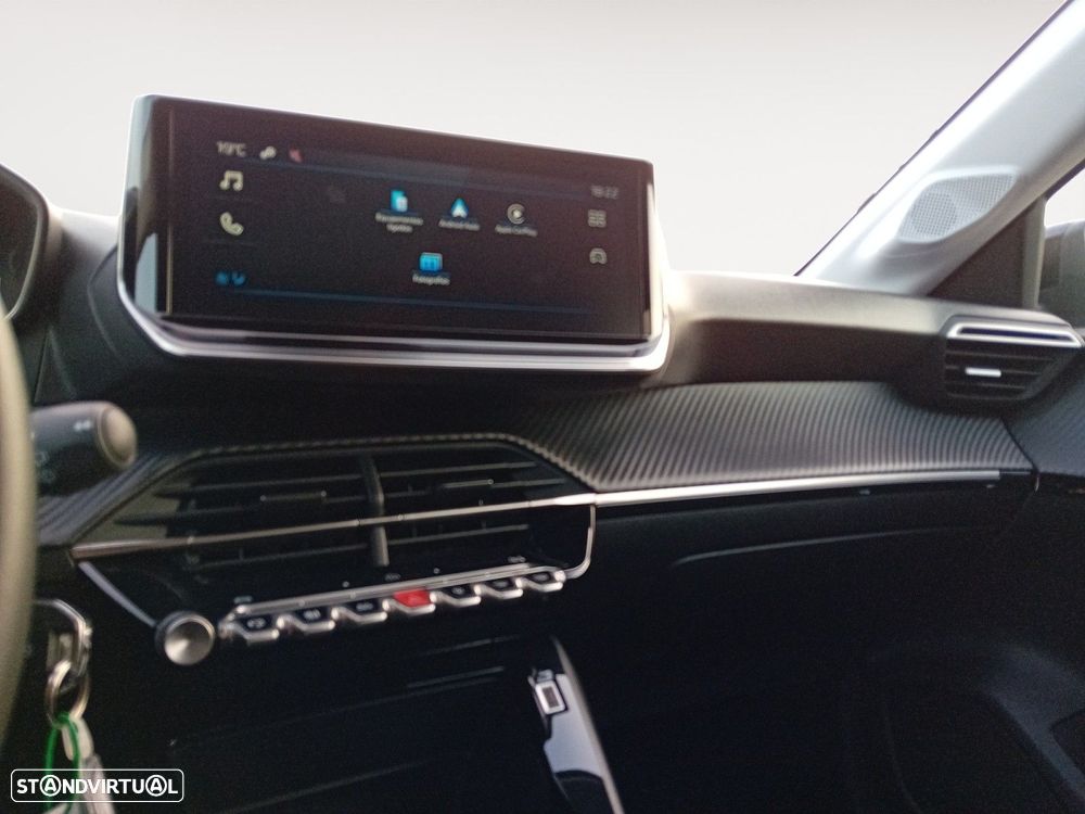 Peugeot 208 1.2 PureTech Style - 11