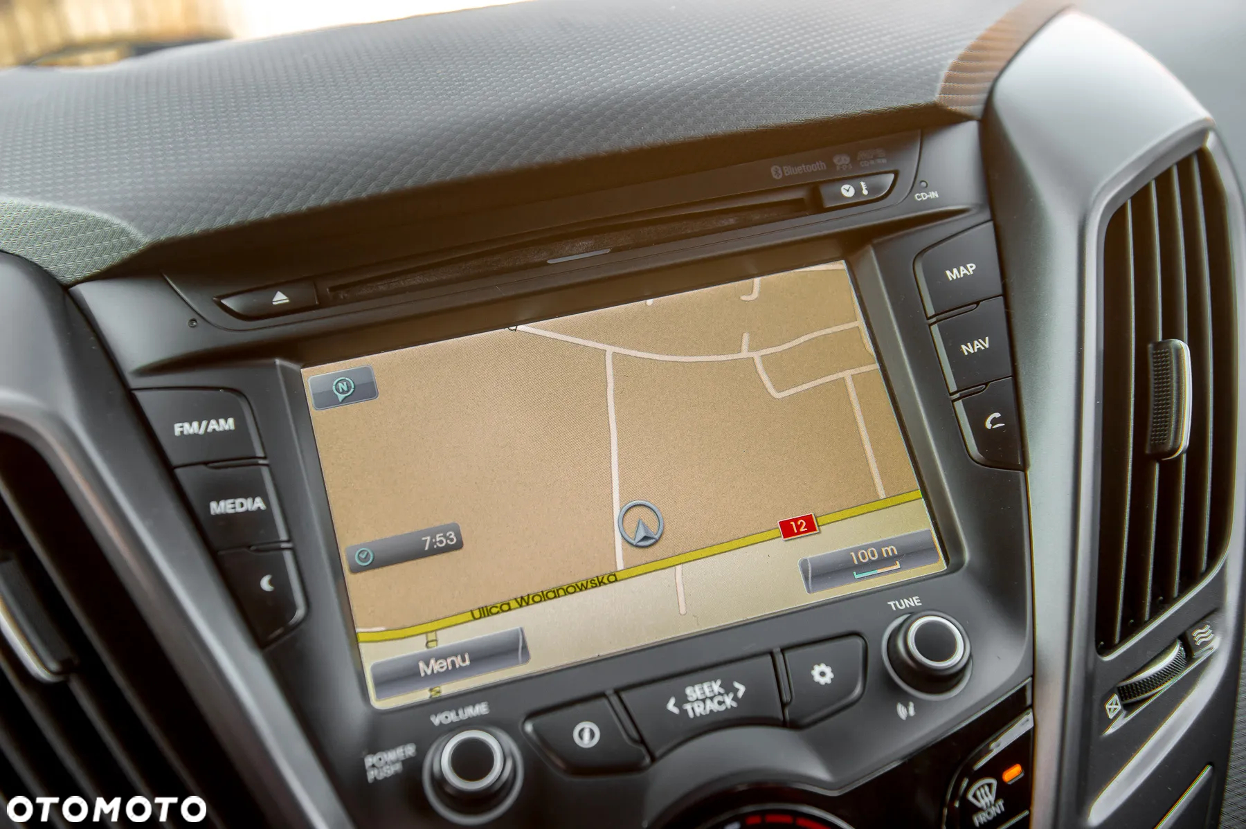 Hyundai Veloster 1.6 Turbo Premium - 27