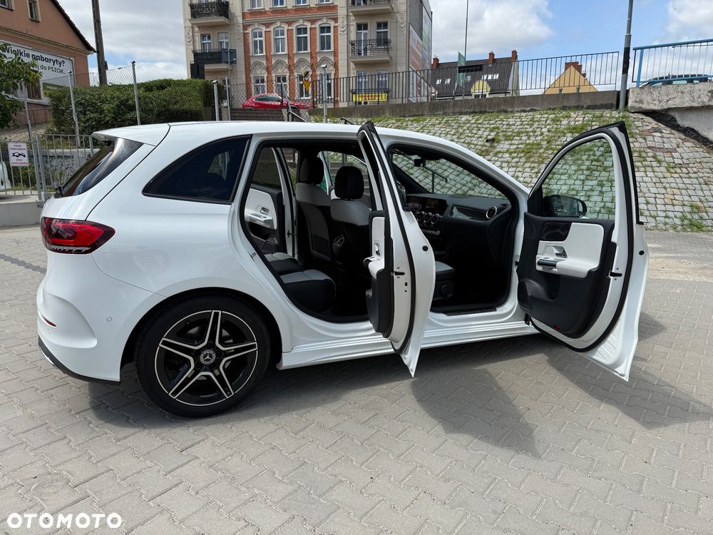 Mercedes-Benz Klasa B 200 AMG Line 7G-DCT - 6